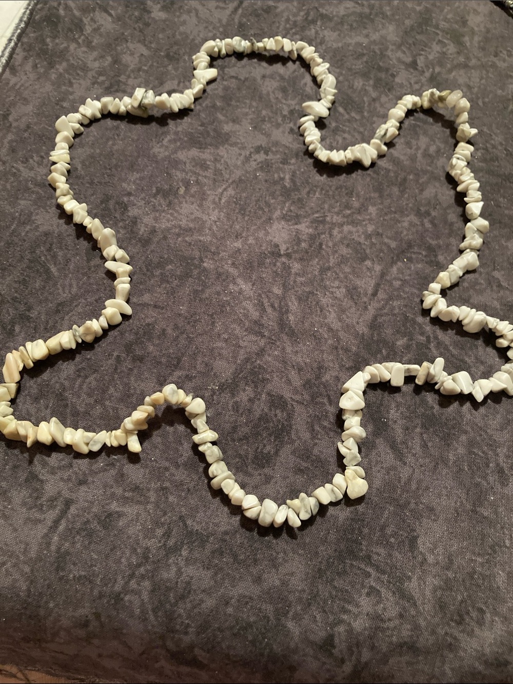 Natural White Chip Bead Necklace - Classic Women's Layering Piece